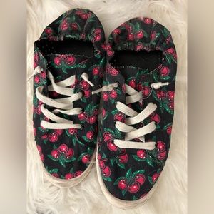 Betsy Johnson 12W Cherry Print Tennis Shoes